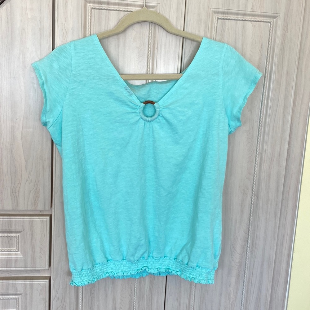 Gorgeous Turquoise Tee!